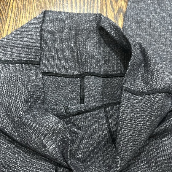 Lululemon Wunder Under leggings - Picture 2 of 7
